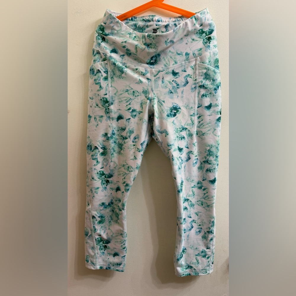 All in motion women’s capri leggings